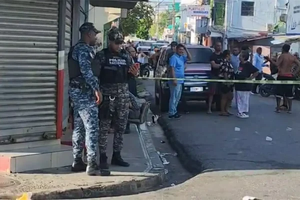 Dos muertos y varios heridos en tiroteo en Pueblo Nuevo, Santiago