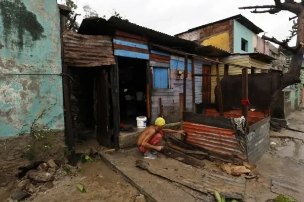 Un total de 45,282 viviendas resultaron dañadas en Cuba por Melissa, según el Gobierno