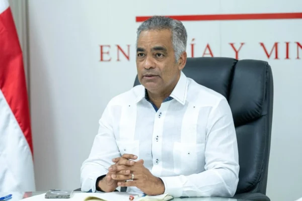 Gobierno afirma restablecen sistema energético supliendo 96% de la demanda