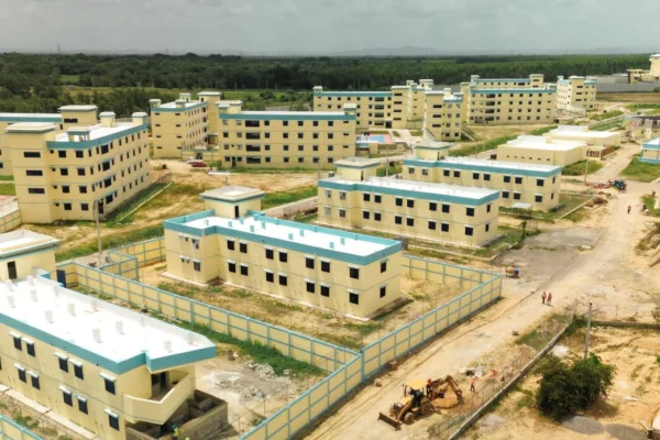 Roberto Santana revela que el CCR Las Parras tuvo que ser intervenido por fallas en diseño y construcción