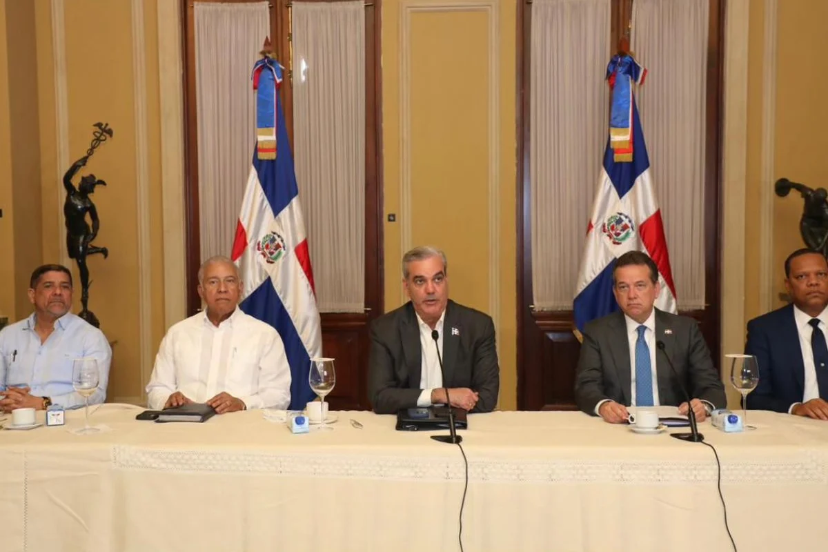 Navidad sin escasez: Gobierno garantiza abastecimiento y precios estables