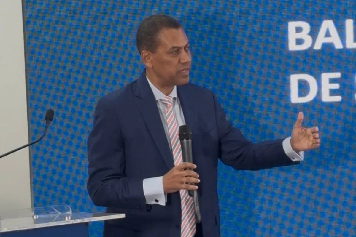 Guido Gómez Mazara: “El 67% de las informaciones difundidas durante la tormenta Melissa fueron falsas o incorrectas”