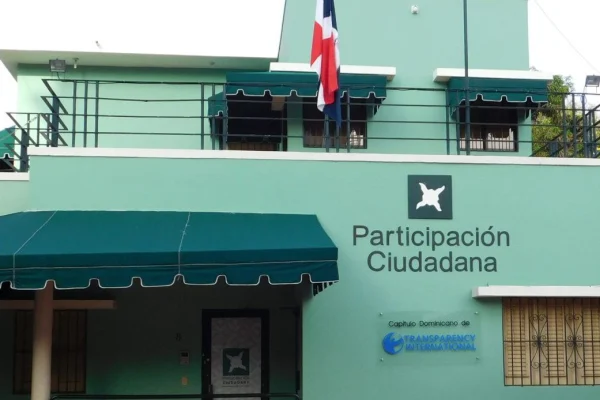 Participación Ciudadana condena las «tácticas dilatorias» del exprocurador Rodríguez