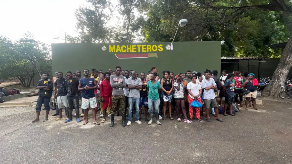 Ejército en Valverde detiene 209 migrantes haitianos indocumentados