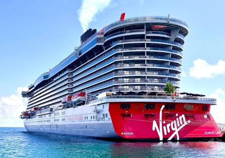 Samaná Bayport recibe por primera vez un crucero de Virgin Voyages y marca un hito para el turismo local