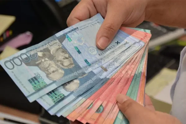 Presupuesto 2026 avanza sin indexación salarial pese a reclamos; oposición amenaza con ir al TC