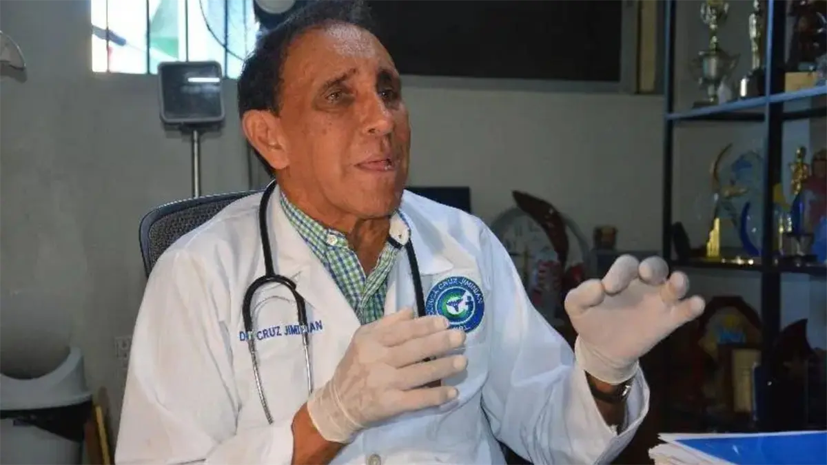 Cruz Jiminián afirma que pagos insuficientes de Senasa llevaron a su clínica a millonarias pérdidas