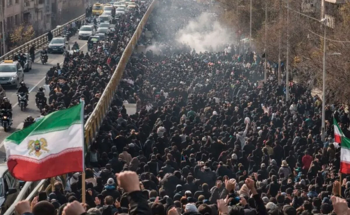 EE. UU. cancela diálogo con Irán ante casi 2,000 asesinatos de manifestantes