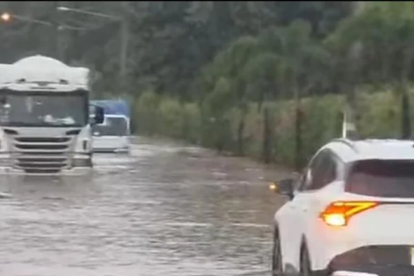 Reportan más de 20 viviendas inundadas por lluvias en Sosúa