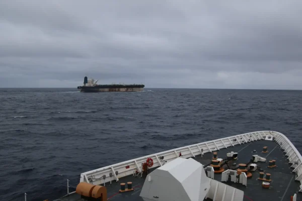 EE.UU. advierte que controlará la venta de petróleo de Venezuela por tiempo «indefinido»