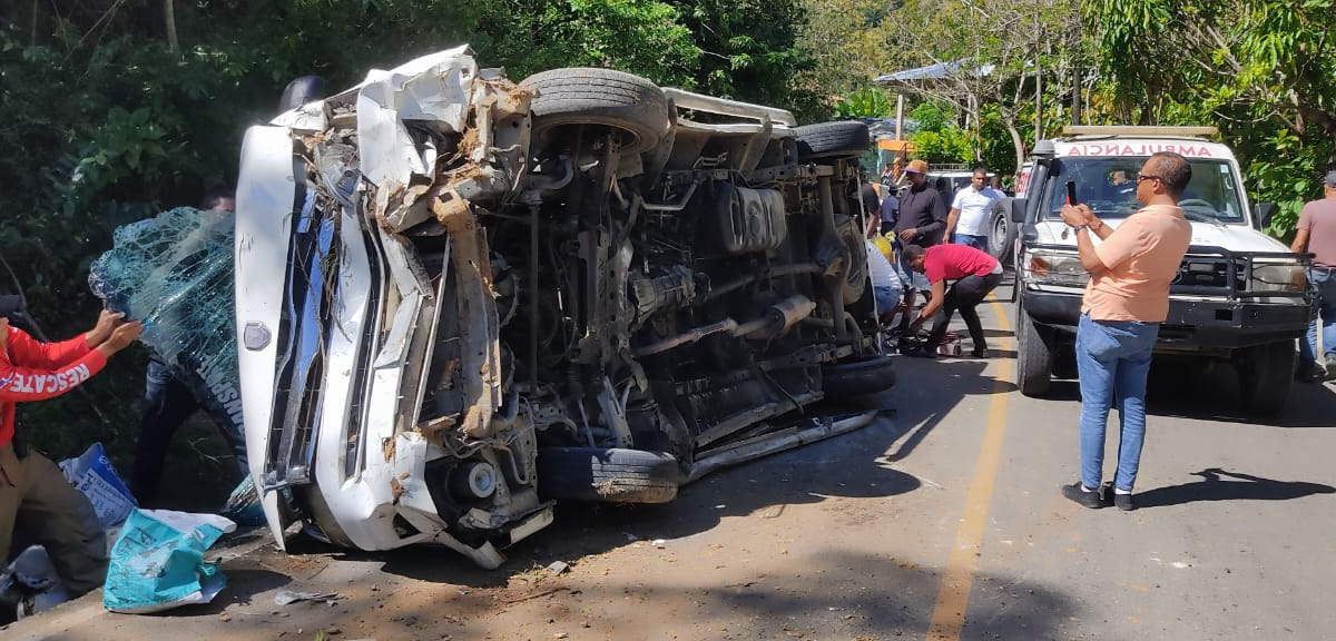Un fallecido y seis accidentes de tránsito registrados durante feriado de La Altagracia
