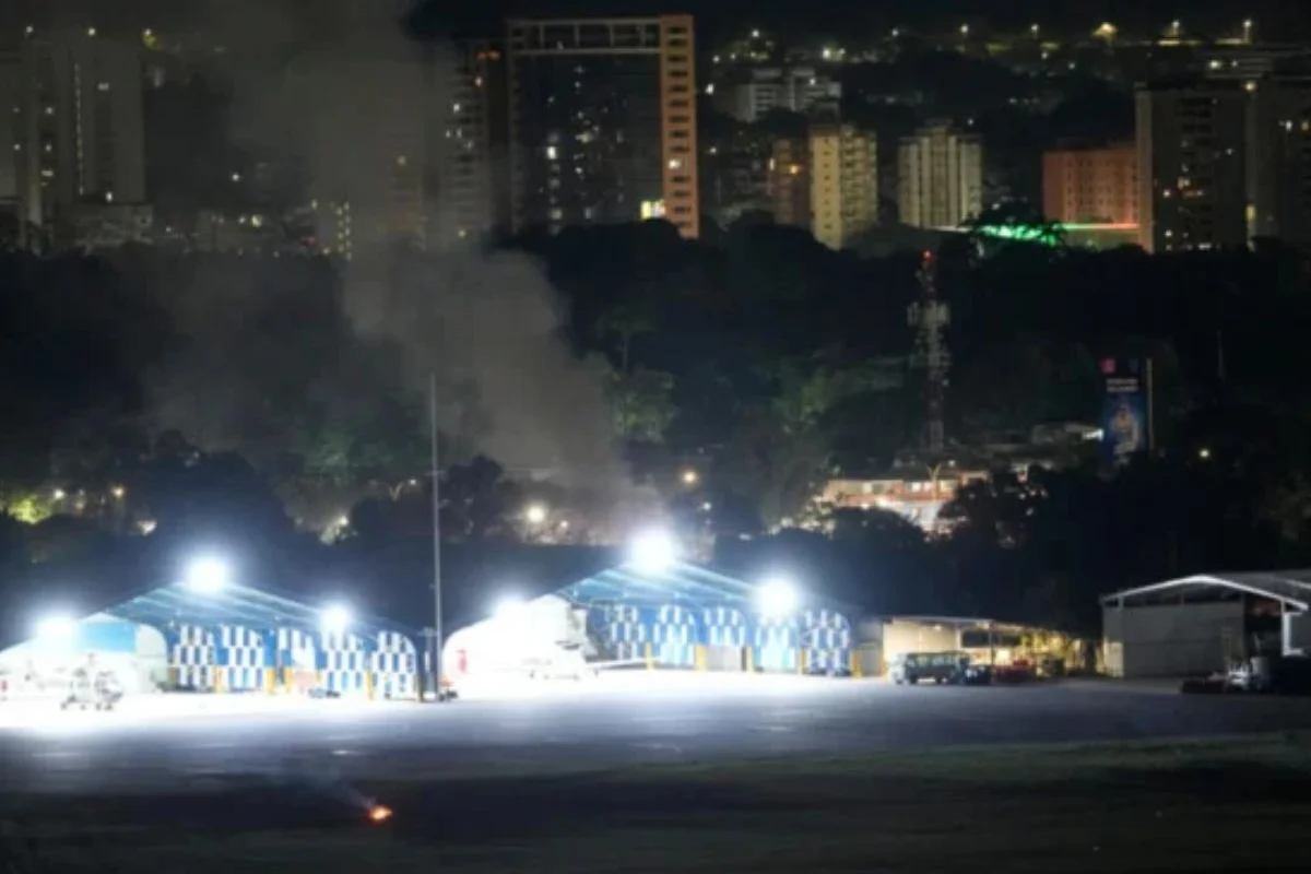 Explosiones en Caracas ocurren en medio de crecientes tensiones entre Venezuela y EE. UU.