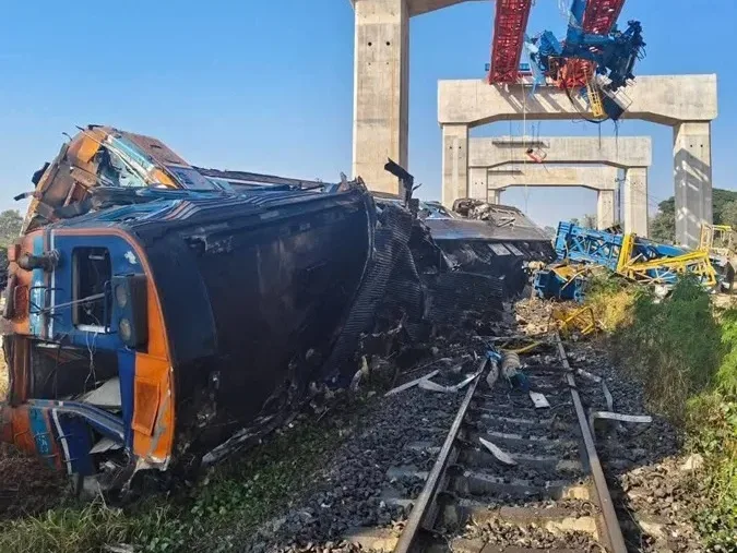 Sube a 29 la cifra de muertos y a 67 de heridos en el siniestro ferroviario de Tailandia