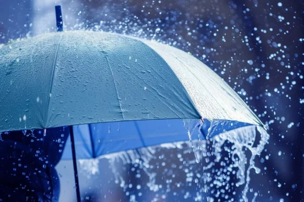 Indomet alerta sobre lluvias intermitentes en varias provincias del país por vaguada