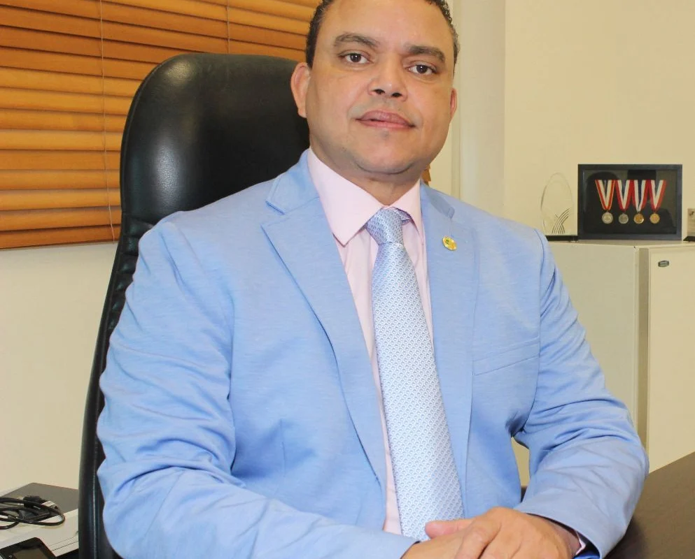 El presidente designa a Julio Landrón como director del Servicio Nacional de Salud