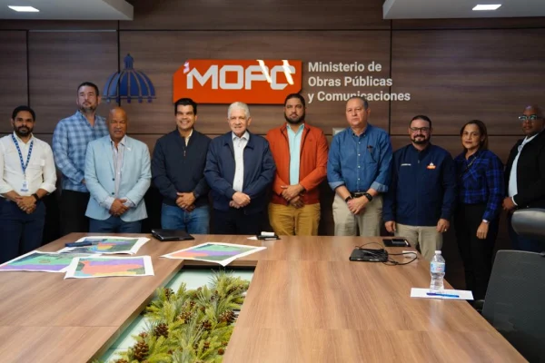 Obras Públicas e INAPA consolidan coordinación para optimizar el asfaltado y saneamiento