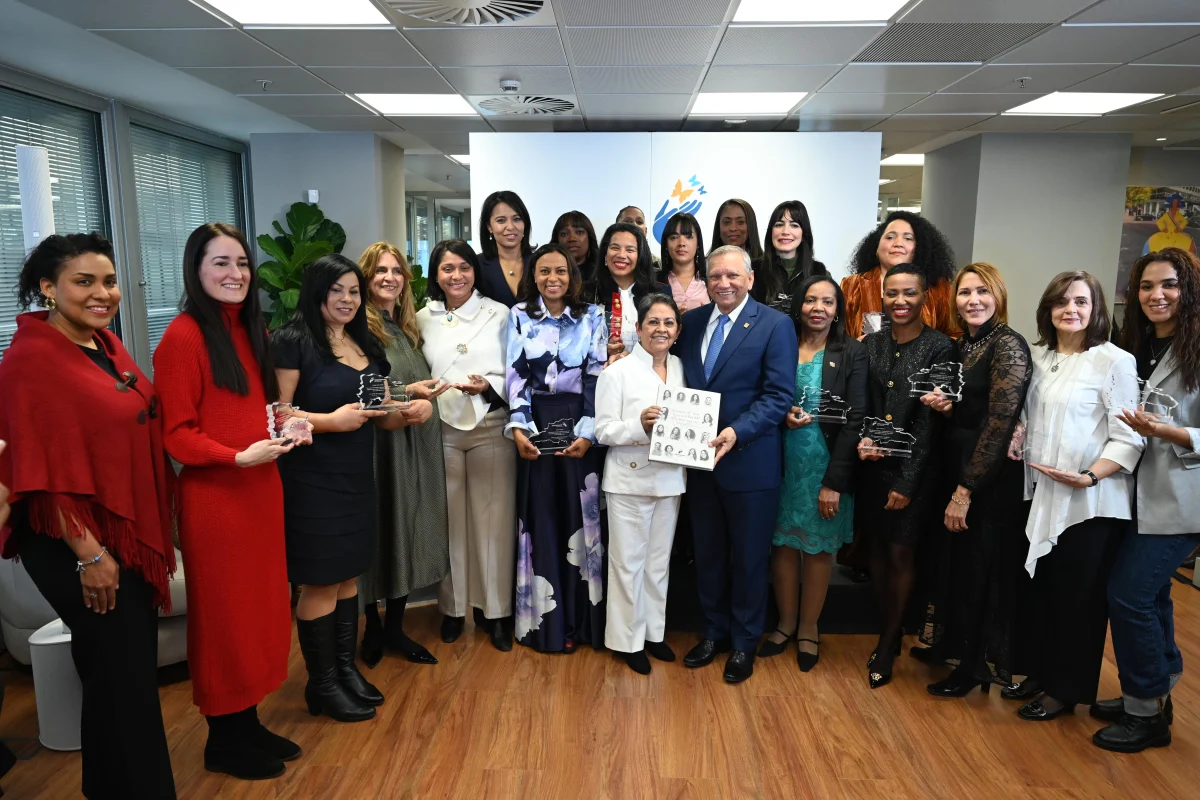 Voluntariado Banreservas pone en circulación en Madrid el libro Historias de vida y buena voluntad dominicana en España