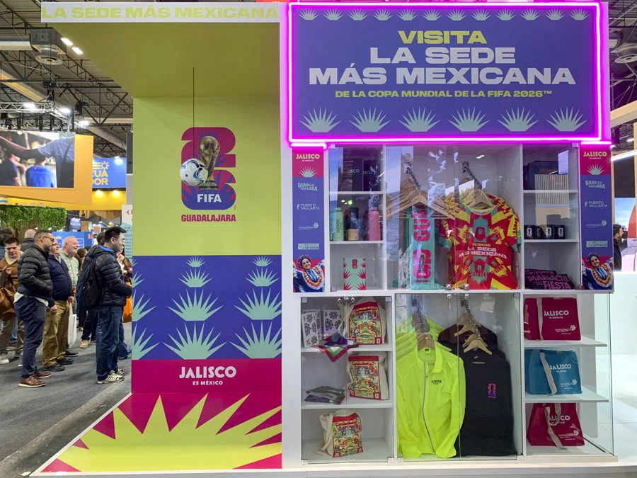 Fitur abre al público con experiencias variopintas tras luto por la tragedia ferroviaria
