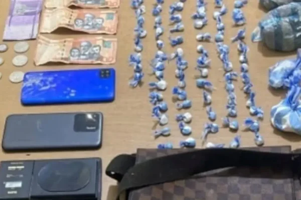 DICRIM apresa a dos personas y ocupa armas y drogas en operativos en Jimaní y Neyba