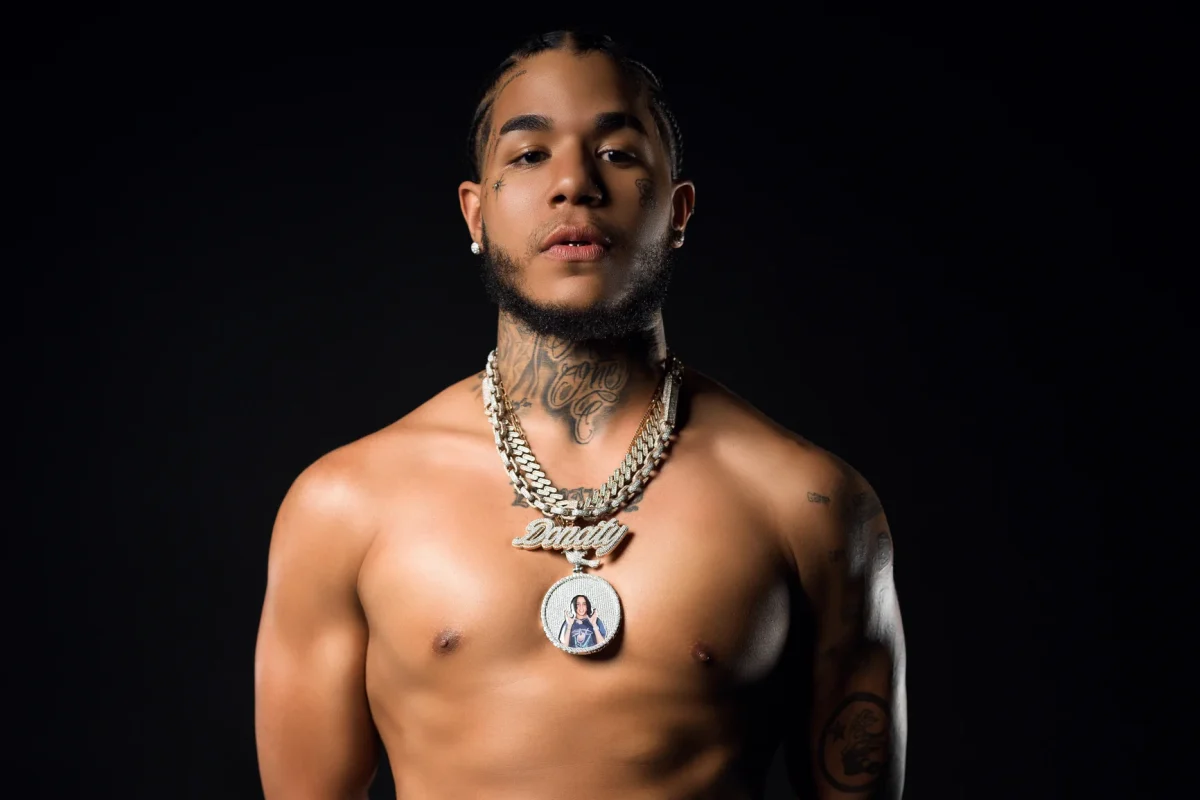 Donaty presenta “Donaty-ty x 3”, un EP que confirma su momento más sólido en el género y evolución física