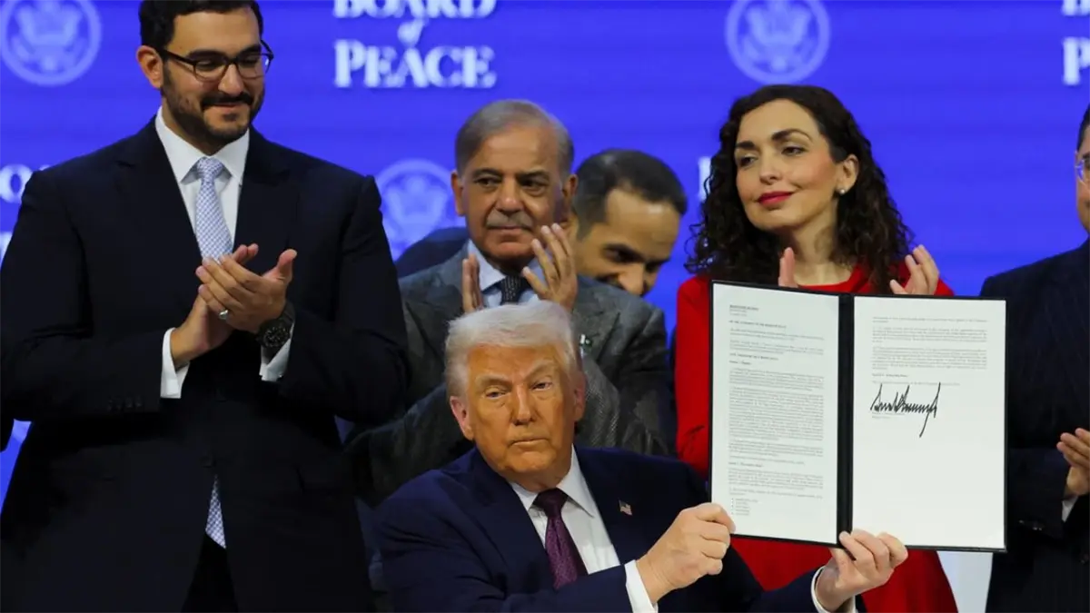 Trump firma acta de constitución de la Junta de Paz en Davos