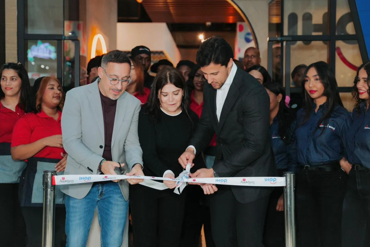 Marysof Is Good abre su primer Applebee’s e IHOP en Sambil Santo Domingo