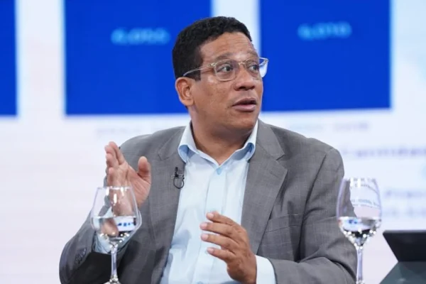 Carlos Pimentel afirma nueva ley de contrataciones ya genera mayor participación y oportunidades para Mipymes