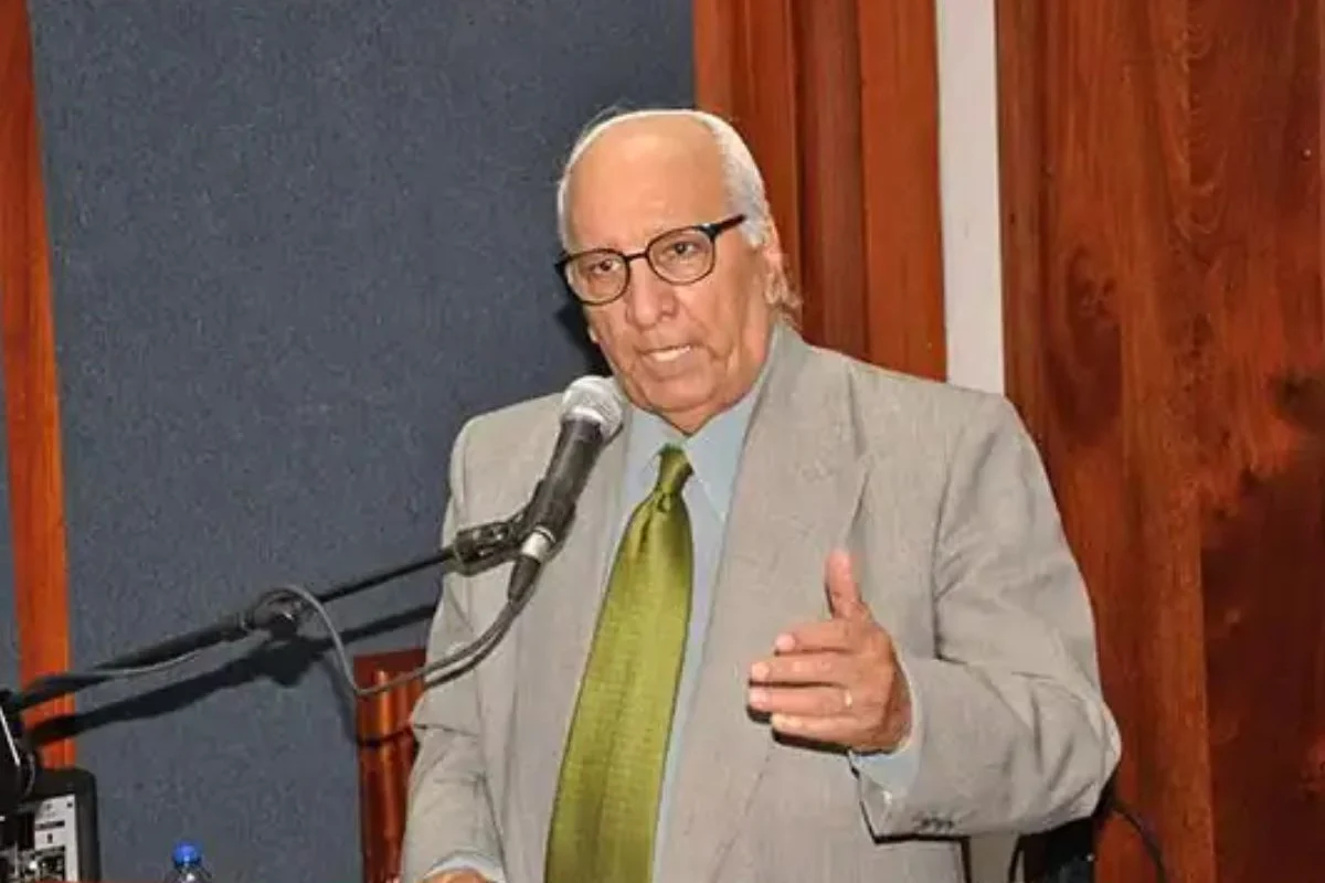 Muere el destacado periodista Enmanuel Castillo, director del periódico La Información de Santiago