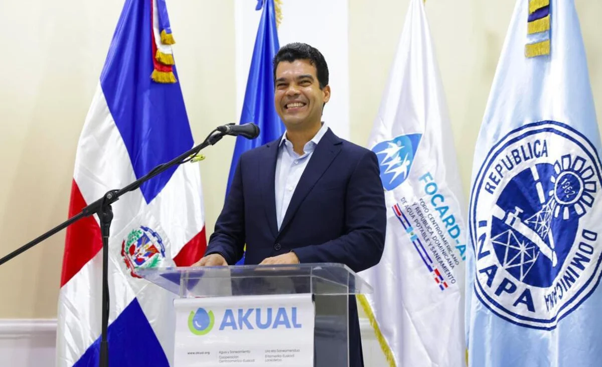 Wellington Arnaud: “Casi un millón más de dominicanos reciben agua potable”