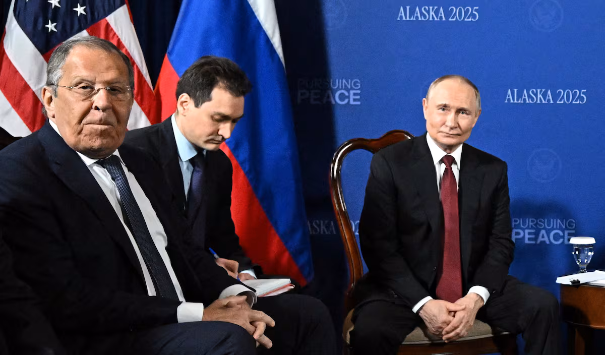 Putin mantiene invitación al diálogo a Zelenski y los líderes europeos, según el Kremlin