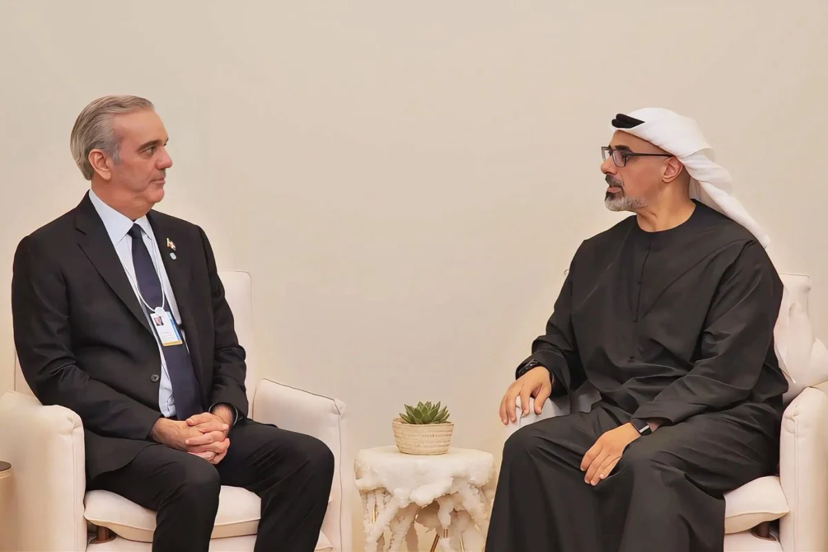 Abinader sostiene audiencia con el príncipe heredero de Abu Dhabi y concluye agenda en Emiratos Árabes Unidos