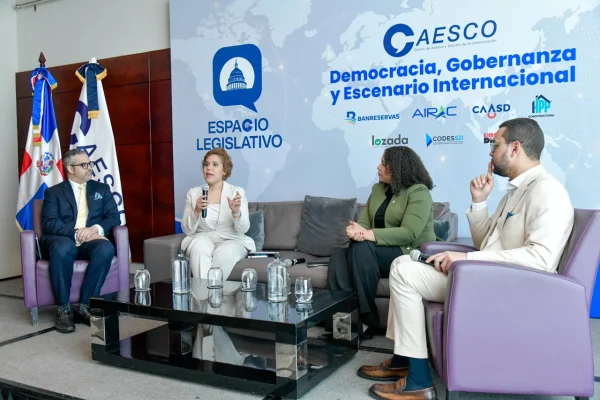 Espacio Legislativo CAESCO identifica vacíos legales críticos en protección de datos