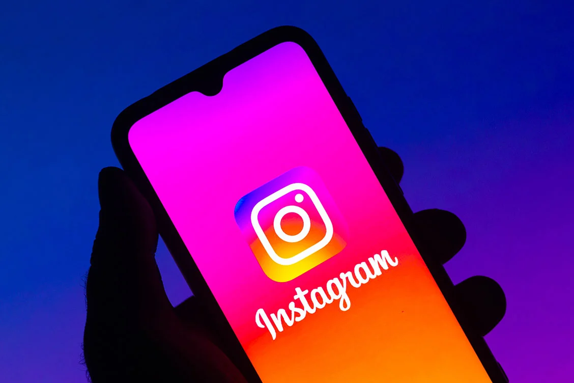 Instagram notificará a padres si sus hijos buscan contenido sobre suicidio o autolesiones
