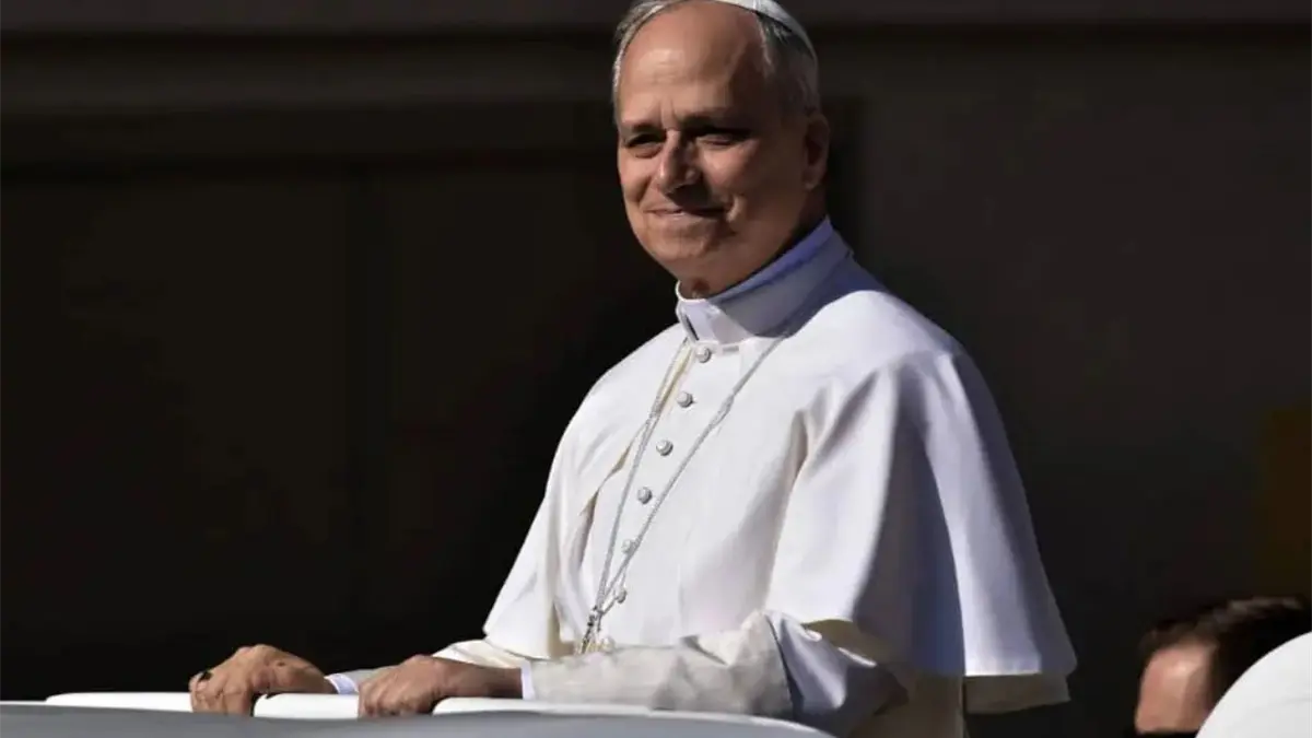 El papa nombra a una monja croata de 36 años viceportavoz del Vaticano