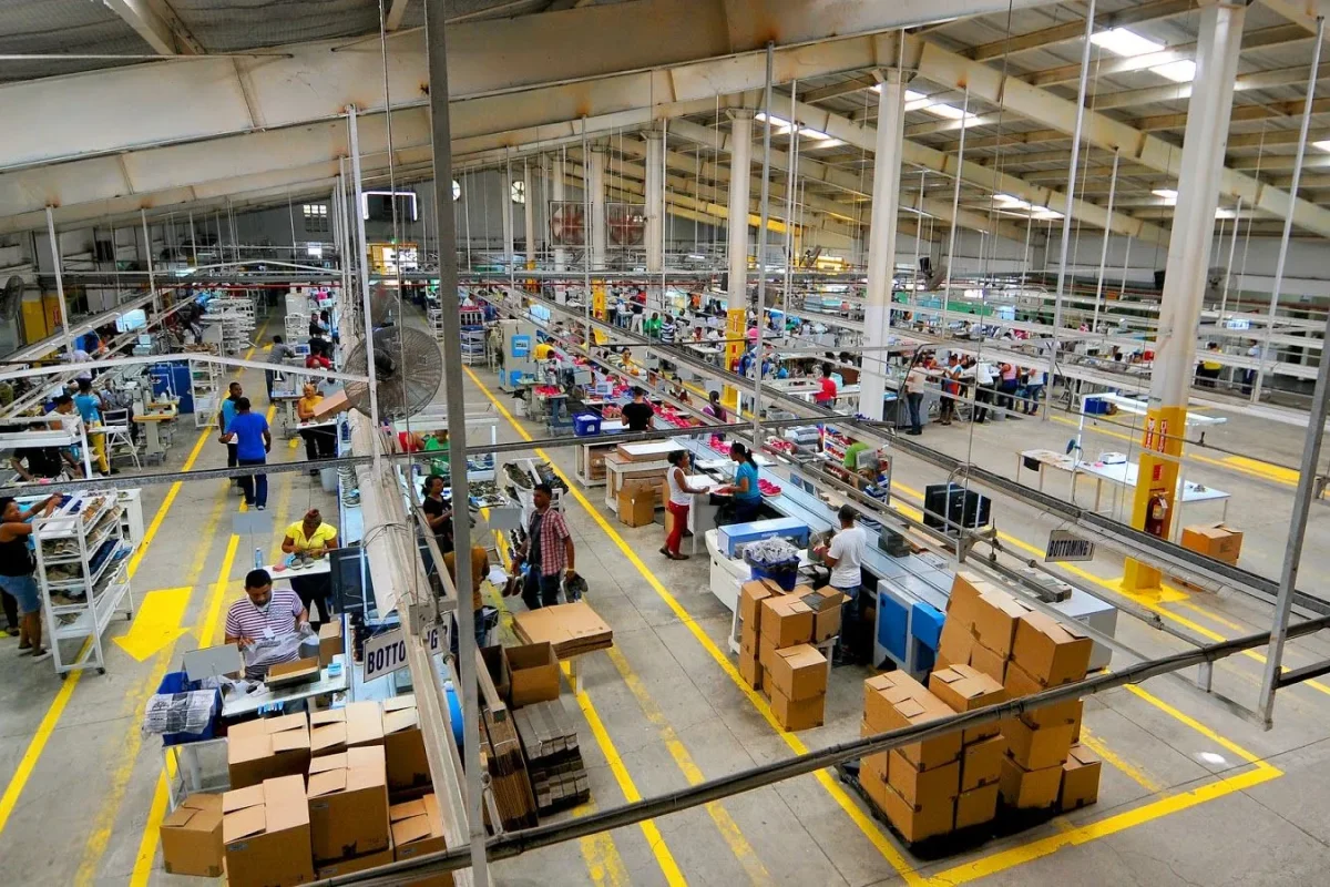 El índice mensual de actividad manufacturera se coloca en 51.24