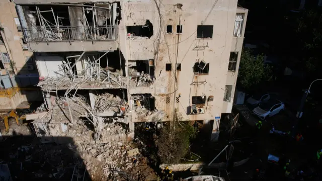 Irán lanza al menos seis andanadas de madrugada contra Israel sin causar heridos