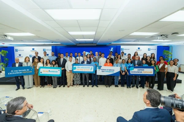 Popular ofrece 61 becas de estudio a través de su programa Excelencia Popular