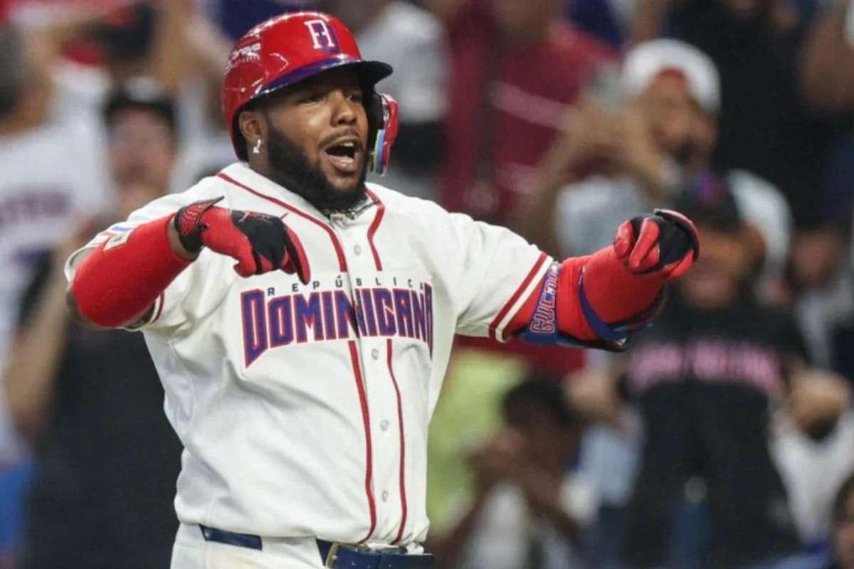 Dominicana aplasta a Países Bajos por nocaut en el Clásico Mundial