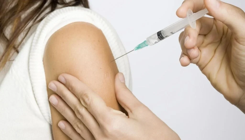 El Ministerio de Salud introducirá nueva vacuna contra el VPH al esquema de vacunación