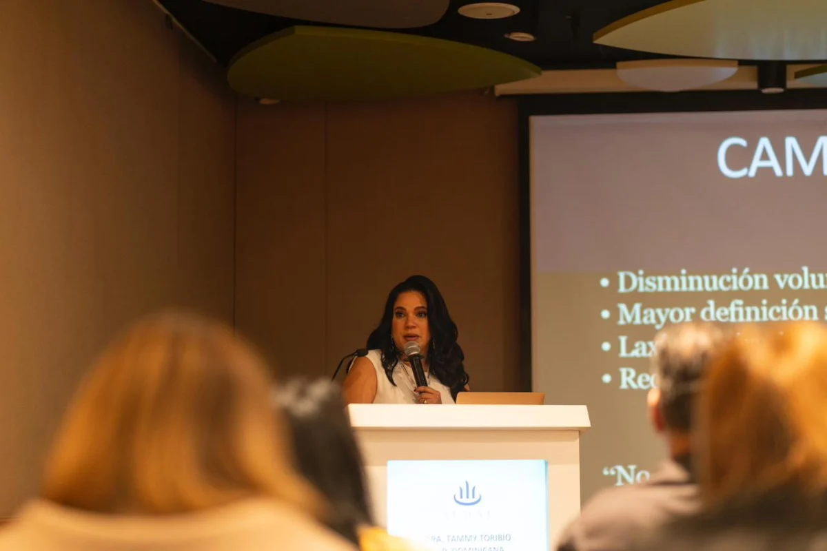 Dra. Tammy Toribio participa como conferencista internacional en el Congreso SEMAL Bogotá 2026