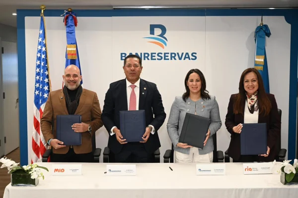 Banreservas, MIO y Ría Money Transfer anuncian alianza para fortalecer remesas e inclusión financiera en RD