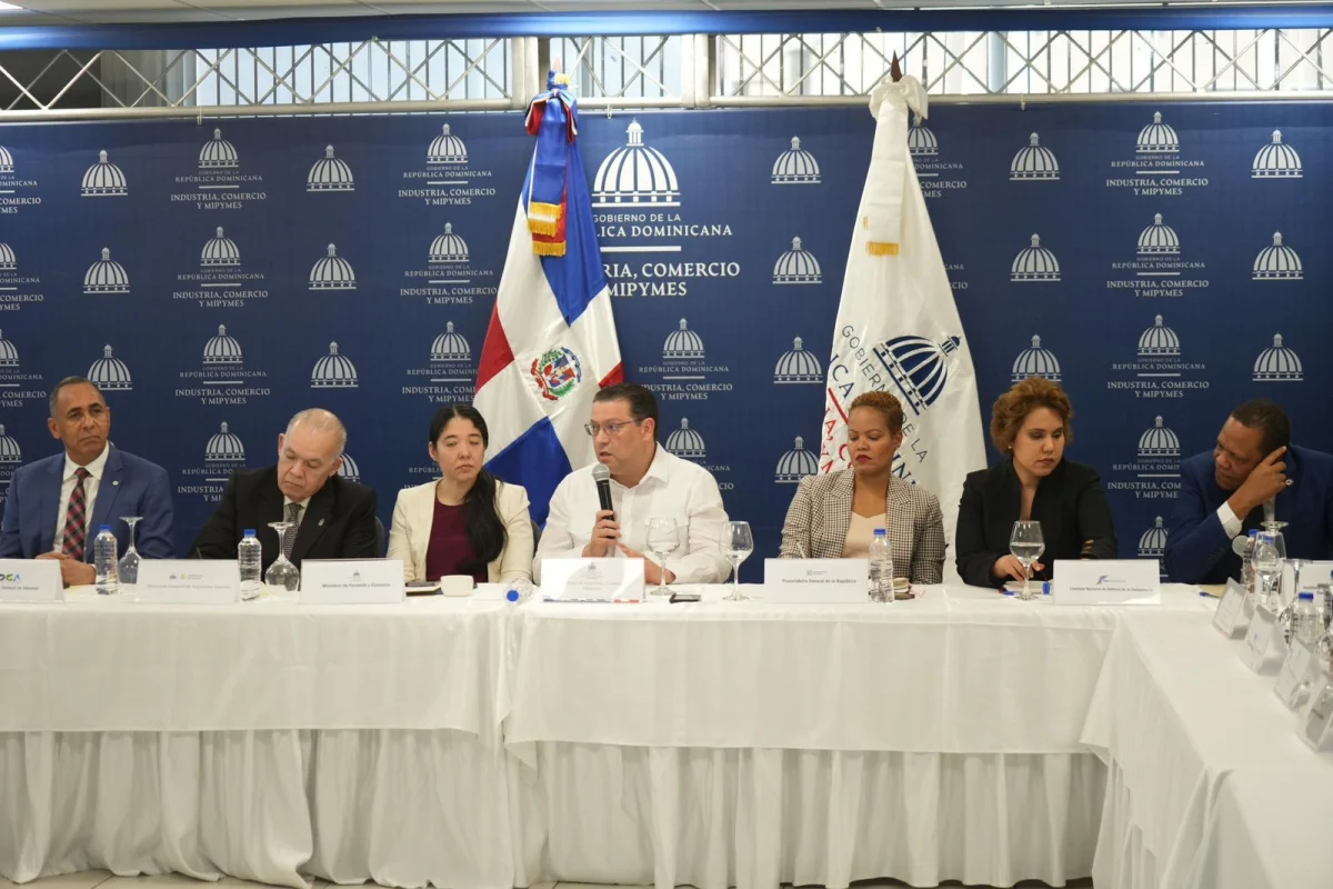 Yayo impulsa formalización en la mesa de ilícitos