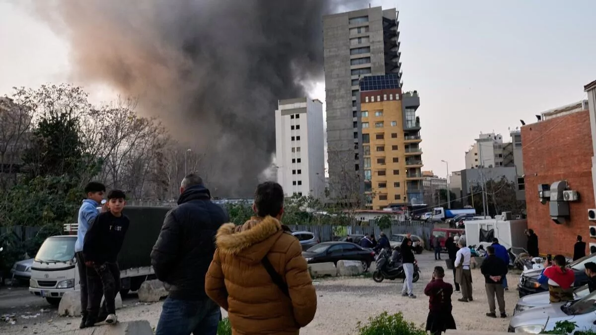 Irán lanza nuevos ataques contra Israel y objetivos estadounidenses en el golfo Pérsico