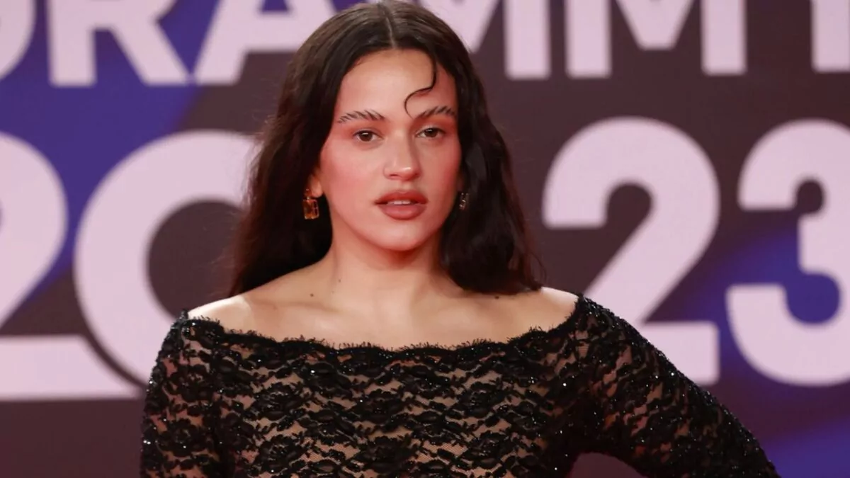 Rosalía suspende su concierto en Milán por una intoxicación alimentaria