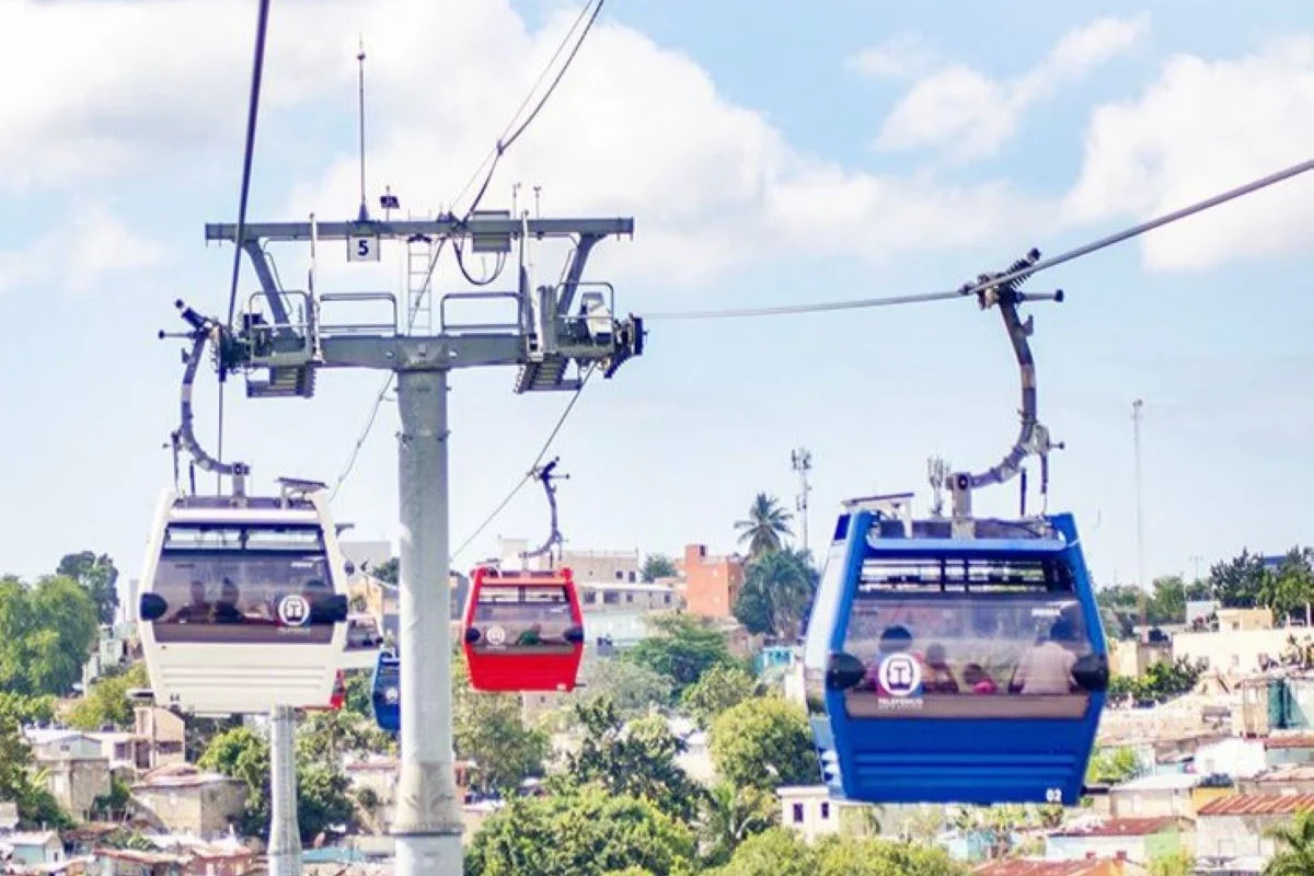 Línea 1 del teleférico de Santo Domingo y Santiago fuera de servicio por mantenimiento  
