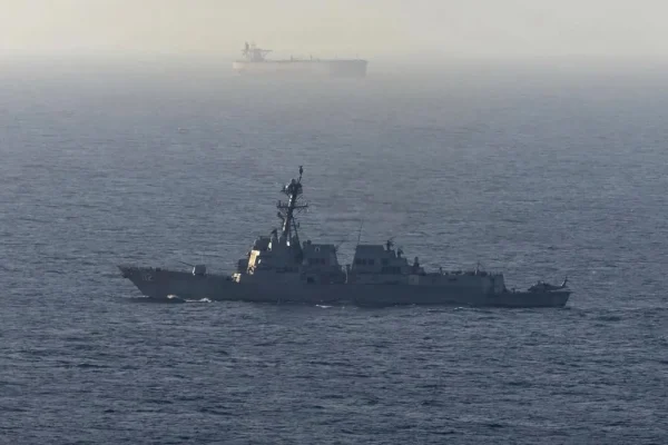 Emiratos Árabes Unidos se retira de la OPEP por tensiones en Ormuz