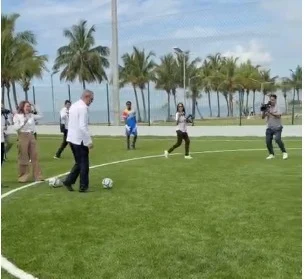 Presidente Abinader inaugura Malecón Deportivo junto a Carolina Mejía