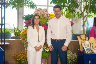 Collado y la embajadora de EE.UU. conversan sobre relaciones bilaterales y turismo