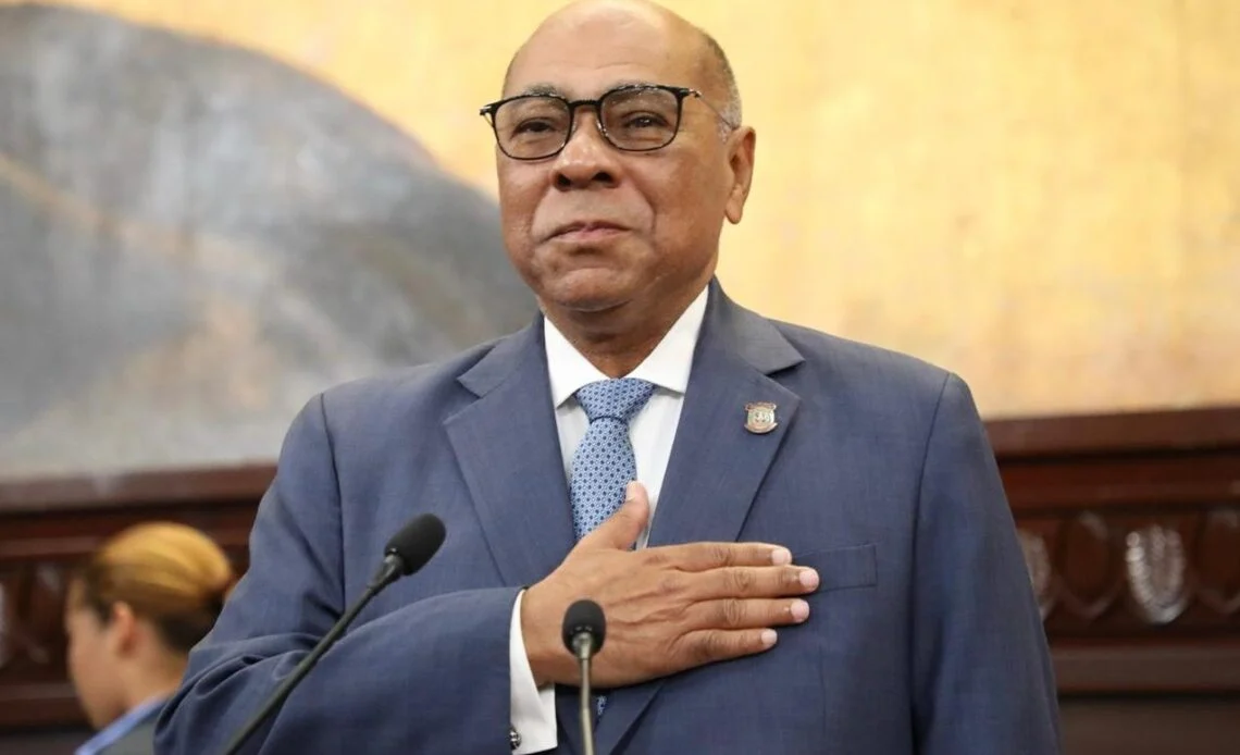 Milton Ray Guevara advierte sobre debilidades en la justicia y pide revisión del Código Procesal Penal