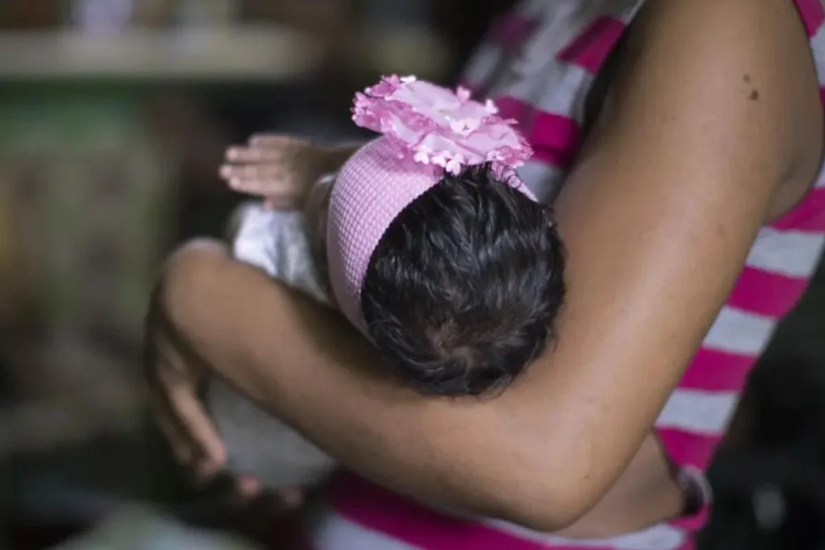 Más de 800 niñas menores de 15 años quedaron embarazadas en 2025 en República Dominicana